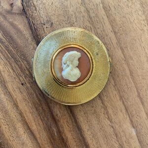Vintage Kigu Gold and Tan Cameo Compact